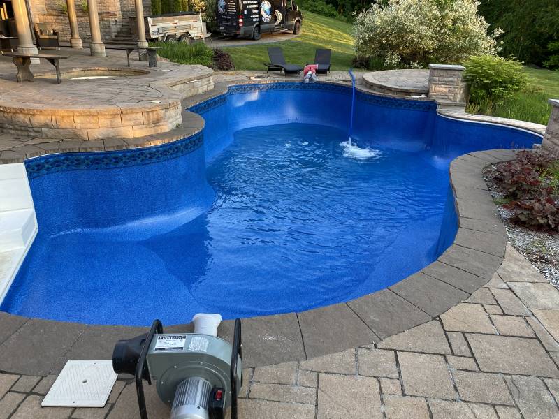 Réalisation de Piscines Univers